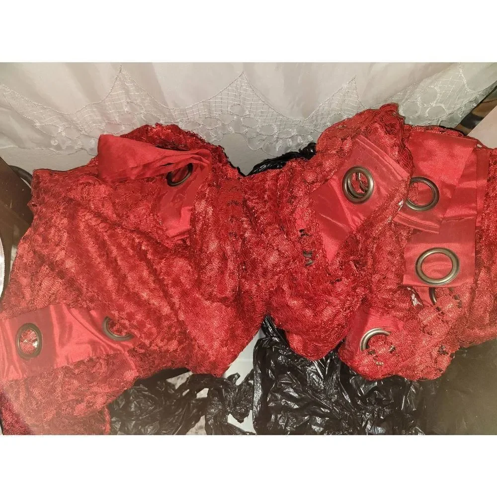 2 curtains or table cloth